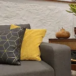 Nanara Διαμέρισμα Gustirna