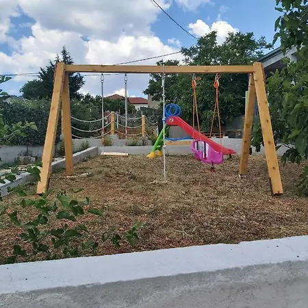 Nanara Gustirna